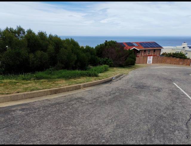 754M² VACANT LAND FOR SALE IN DANA BAY